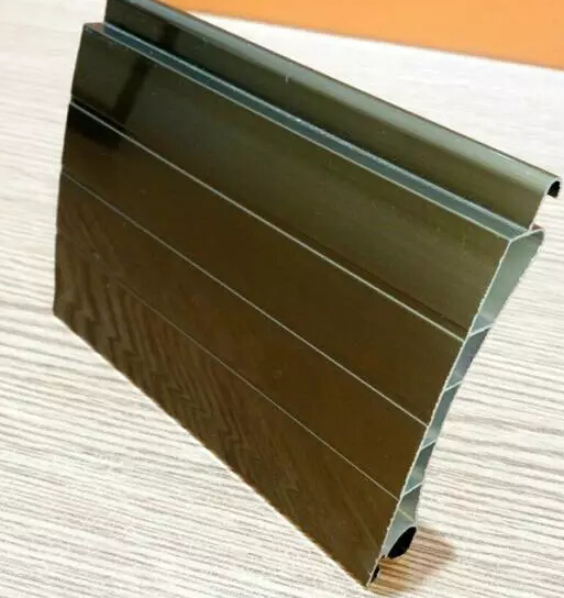 雙層鋁合金卷簾門的優點和特點